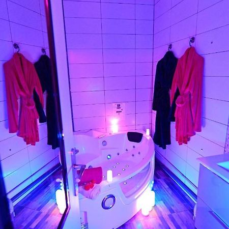 Spa et Sauna Privatif à Biscarosse Plage pour Nuit Romantique balnéothérapie et sauna accessible toute l année dans l appartement petit dejeuner et repas en option reglement sur place Biscarrosse Extérieur photo